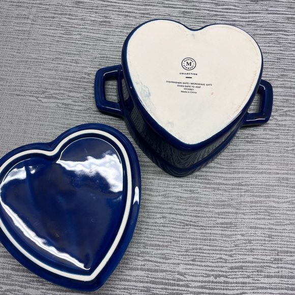 Martha Stewart Navy Heart Casserole Dish - Picture 6 of 6